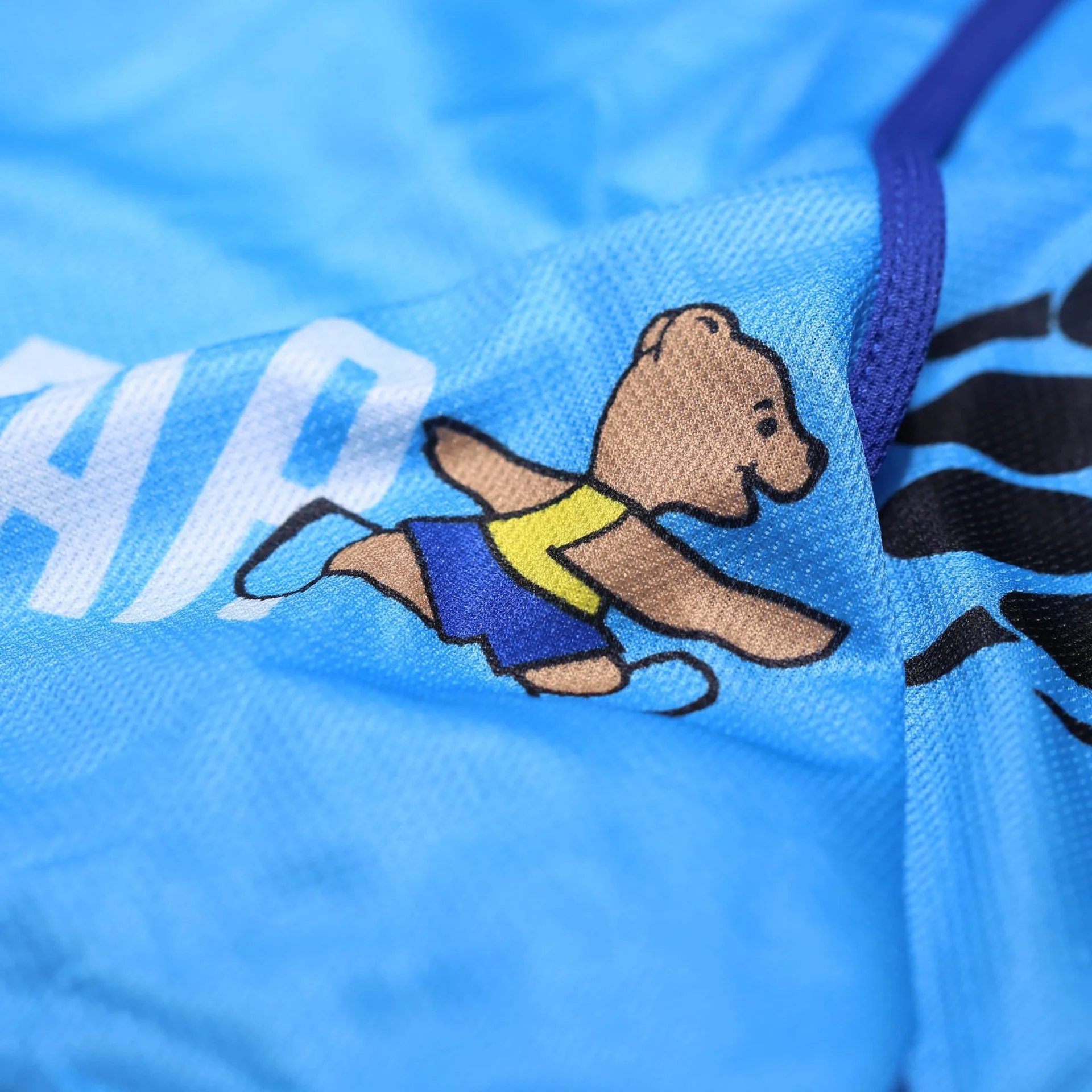 Running Bear Running Club Vest - Womens - Image 3